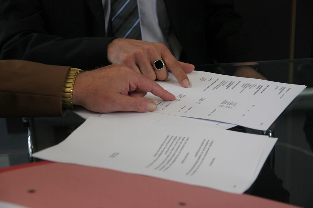 Rapport final contract, consultation, office, meeting, boss, secretary, hand, understanding, arrangement, decision, agreement, convention, desk, lease, sign, signing, conclusion, contract, contract, contract, contract, contract, consultation, meeting, agreement, lease